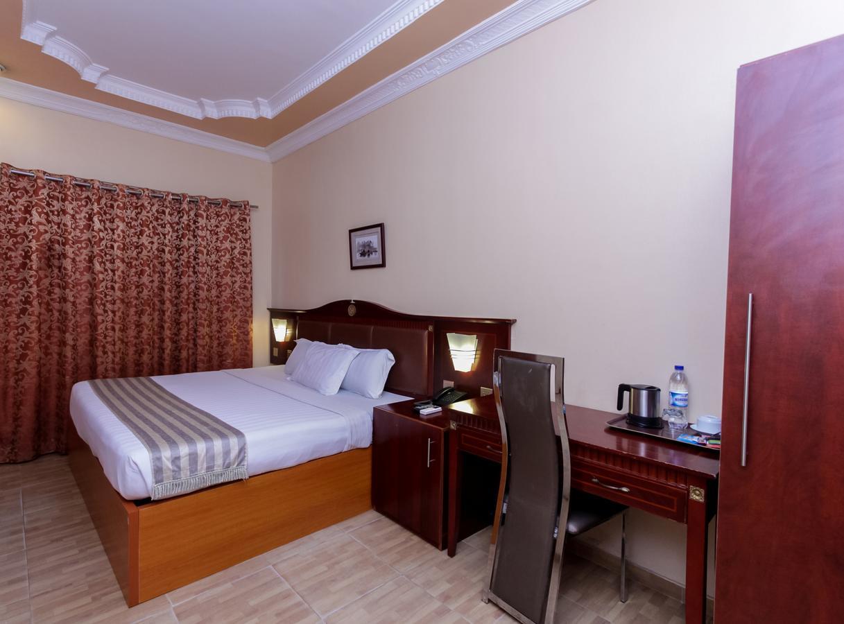 Sunfit - Fitness, Spa, Accommodation Aliayabiagba Экстерьер фото